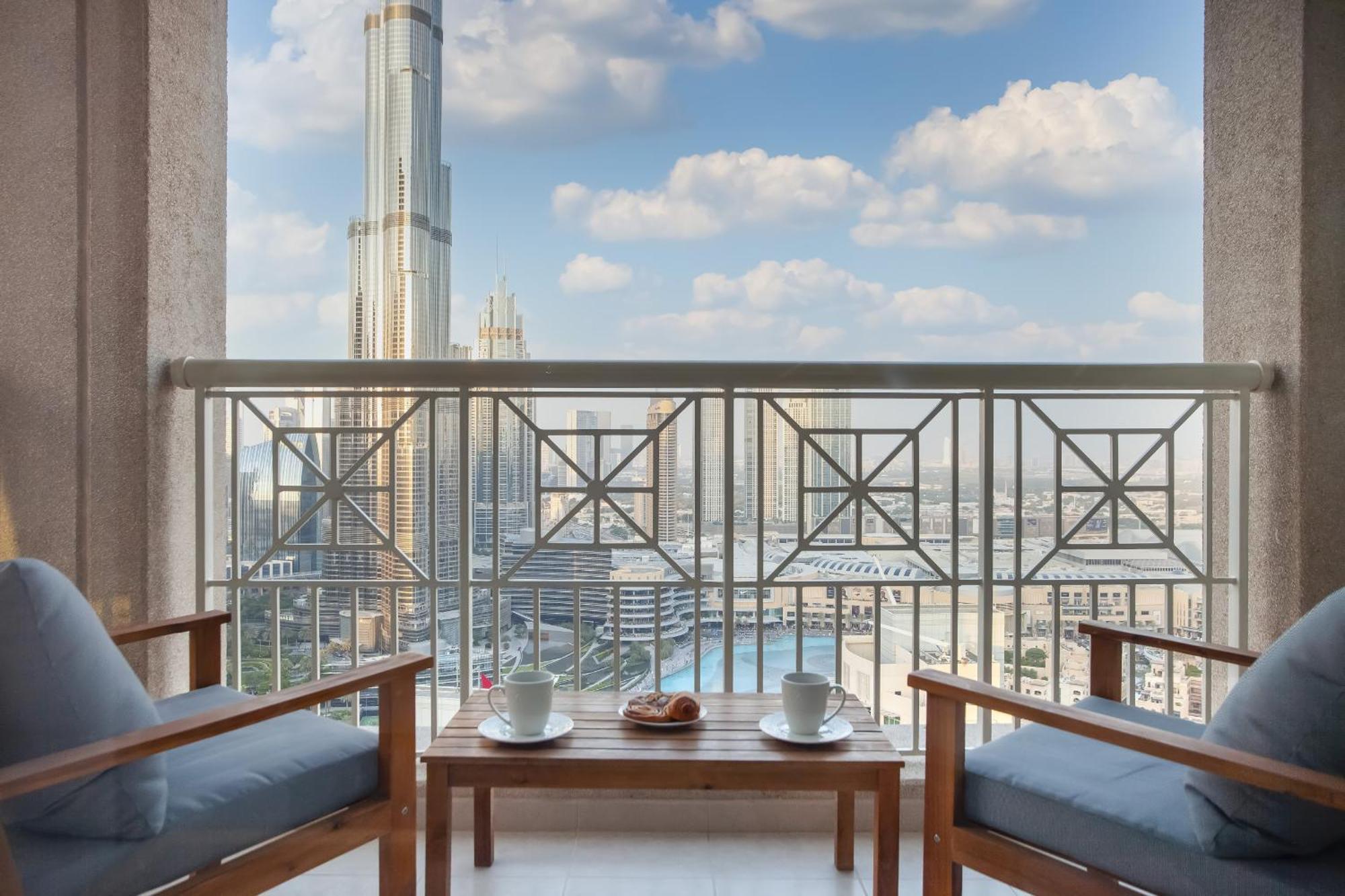 Signature Burj Khalifa View Residence Dubai Eksteriør bilde