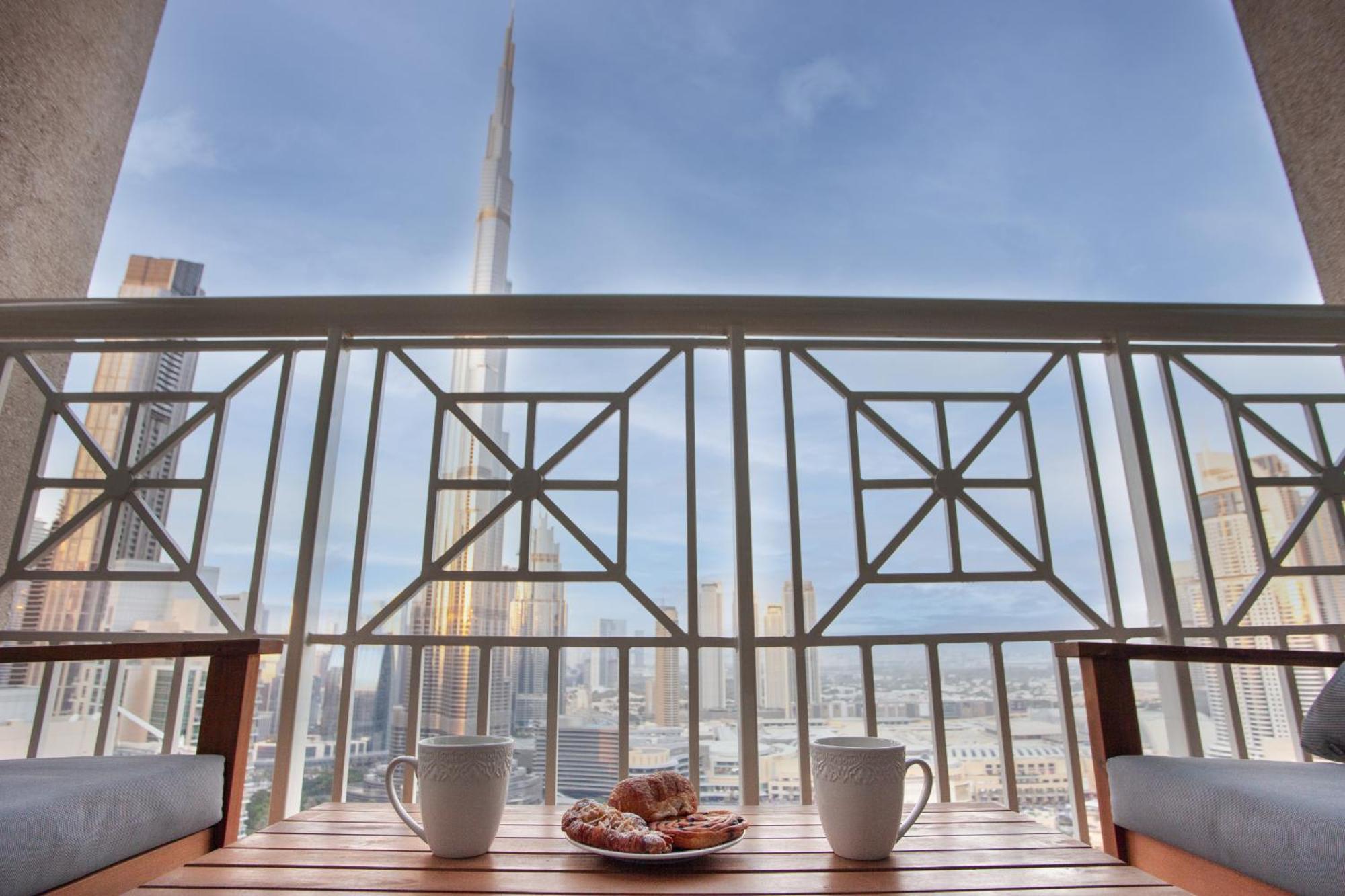 Signature Burj Khalifa View Residence Dubai Eksteriør bilde